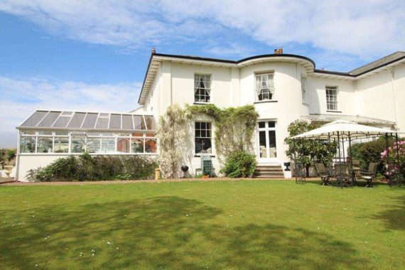 4&nbsp;Bedroom&nbsp;Semi-Detac...